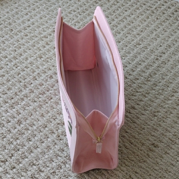 Carolina Herrera Pink Floral Clutch Bag - Picture 13 of 16